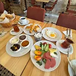 Volra Hotel